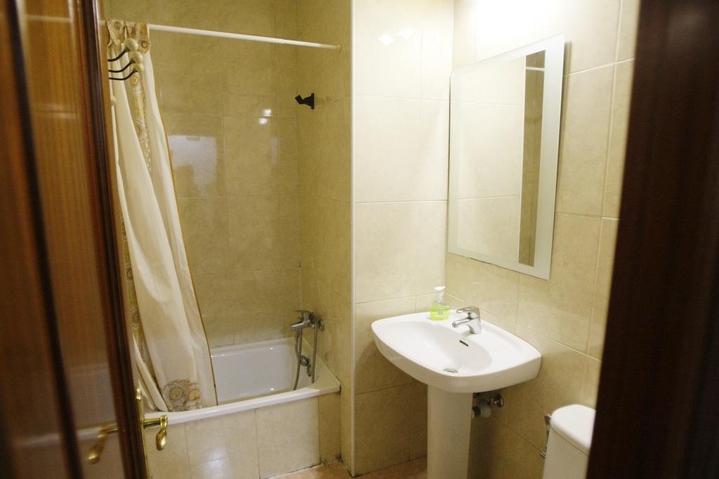 Hostal San Fernando アリカンテ エクステリア 写真